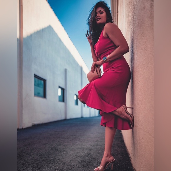 Aidan Mattox Plunging Crepe Midi Dress NWT - Picture 4 of 9